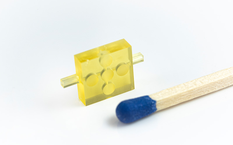 マイクロ流体：流体コネクタの3D造形.1